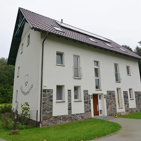 Cozy In Friedland Germany With Garden Apartment